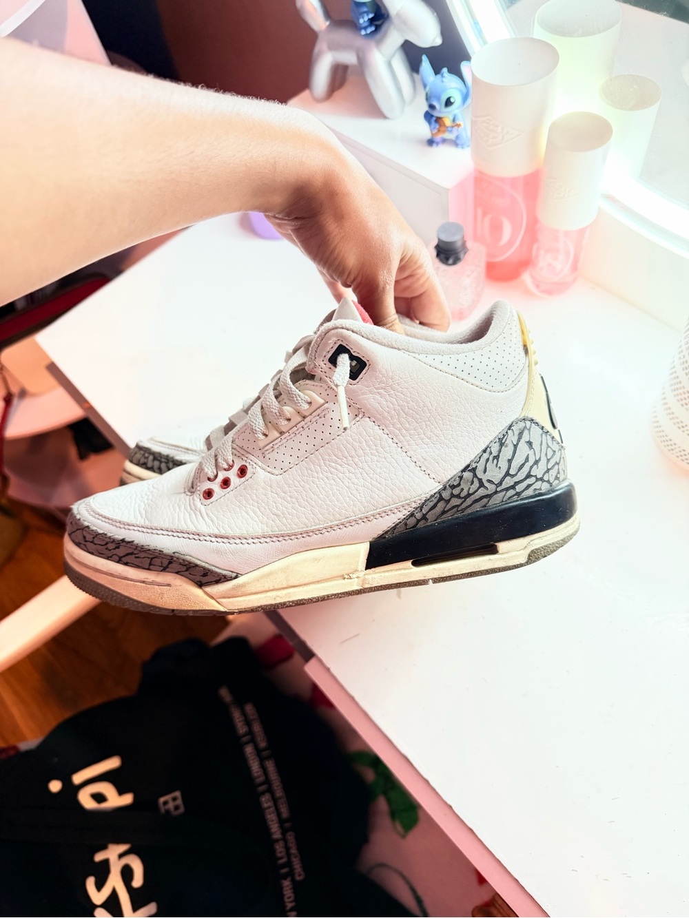 Air jordan retro 3 “white cement”